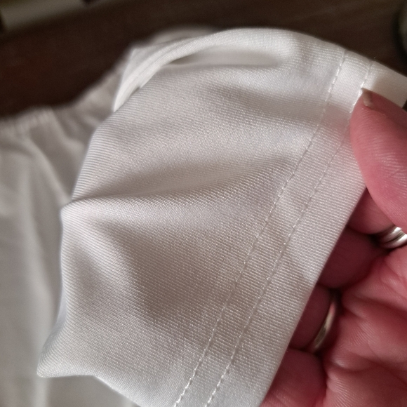 ♥️New boutique slim fit off the shoulder top - Picture 8 of 8